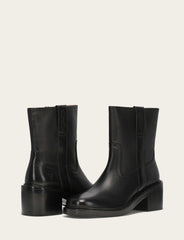 Women's Black Kate Short Inside Zip Boot Black