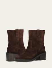 Women's Chocolate Kate Short Inside Zip Boot Chocolate