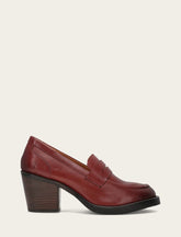 Women's Cranberry Rylee Loafer Cranberry
