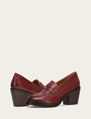 Women's Cranberry Rylee Loafer Cranberry