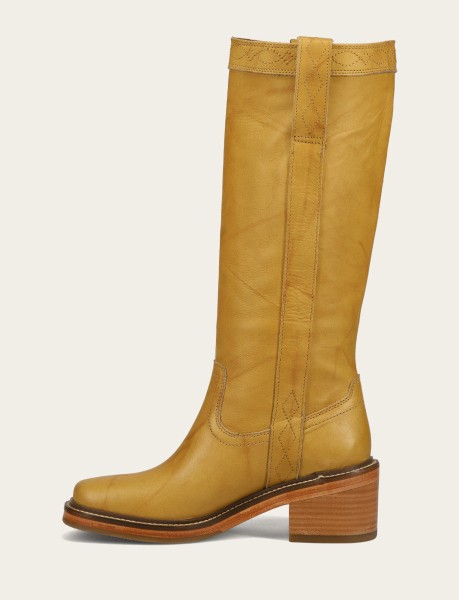 Women's Banana Kate Pull On Boots Banana