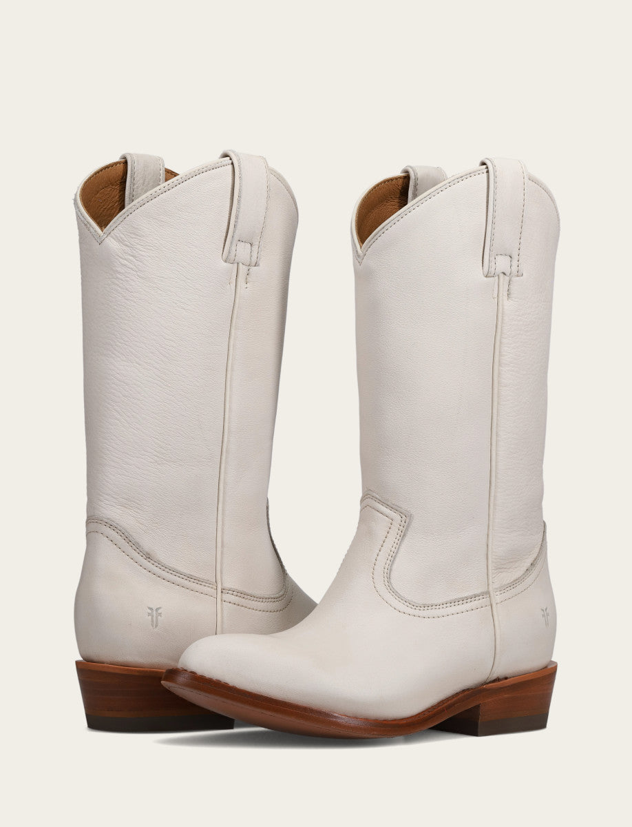 Billy Pull On Boot White