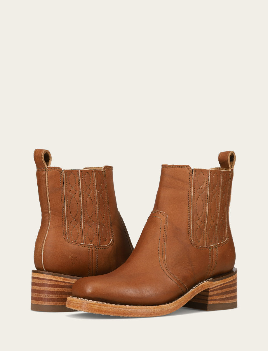 Women's Saddle Campus Chelsea Booties Saddle