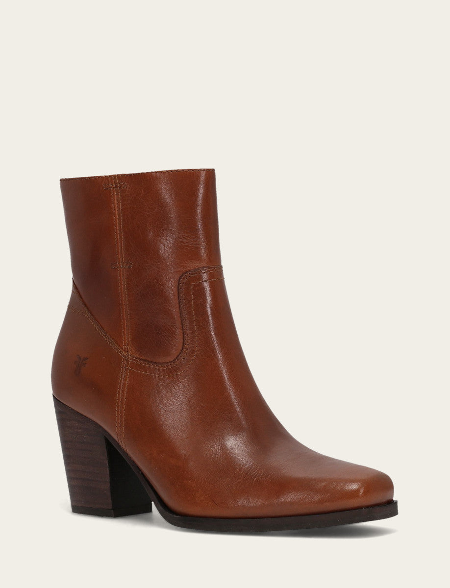 Women's Cinnamon Shiloh Zip Booties Cinnamon