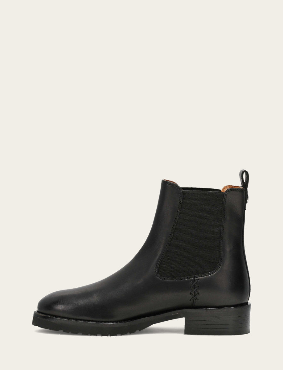 Women's Black Melissa Lug Chelsea Boot Black