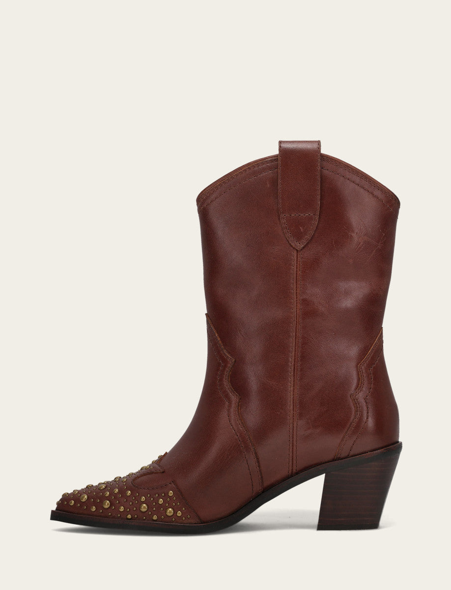 Women's Saddle Sara Wingtip Stud Western Boots Saddle