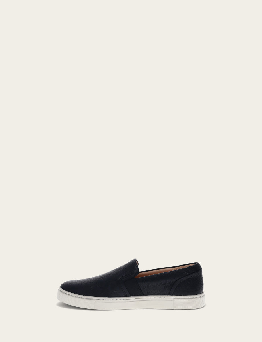 Women's Black Ivy Slip On Sneakers Black