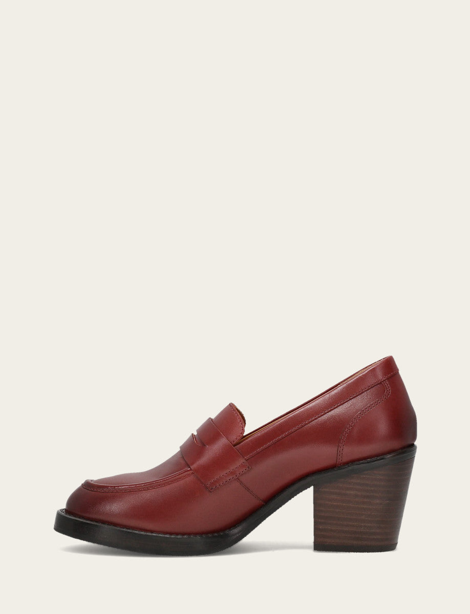 Women's Cranberry Rylee Loafer Cranberry
