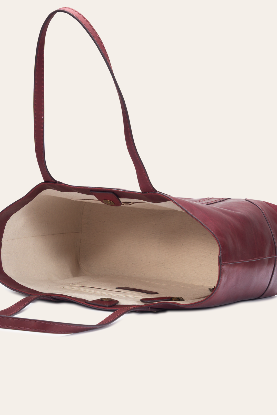 Berry Lacquer Melissa Shopper Berry Lacquer