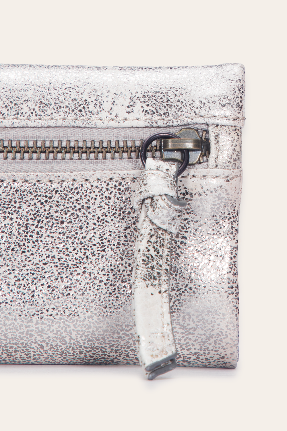 Women's Nora Knotted Small Wallet Cream Metallic