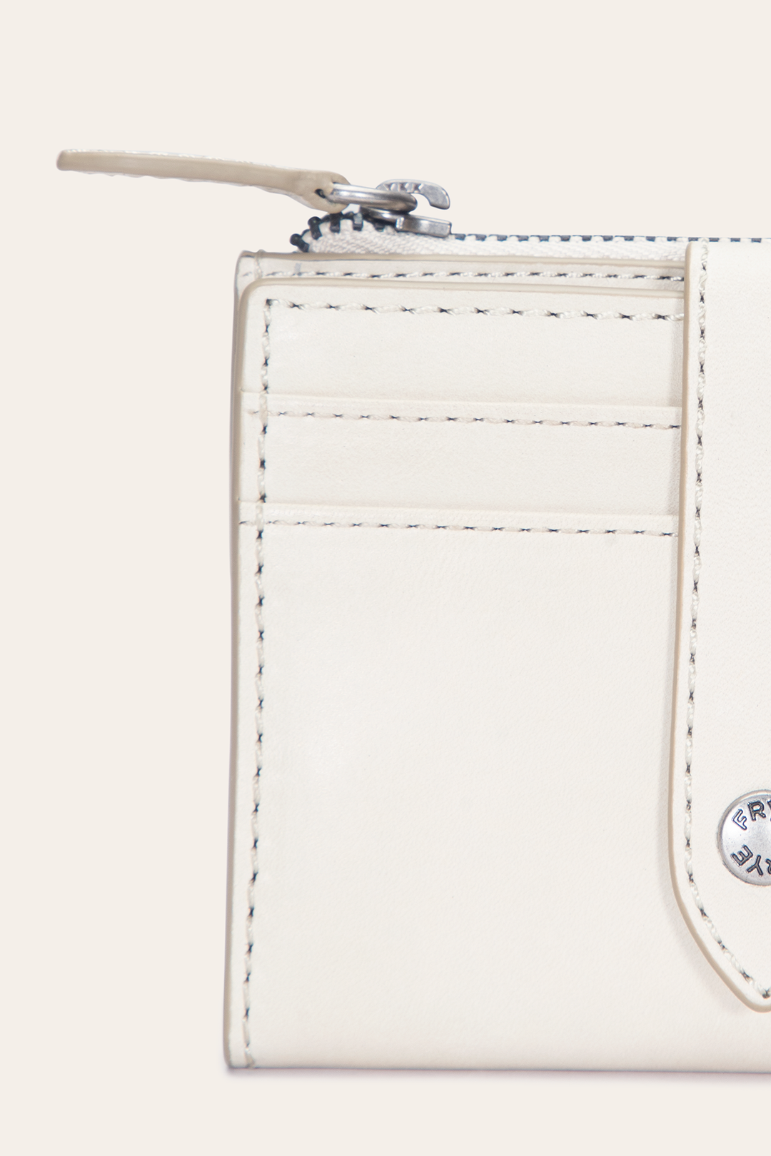 Women's Melissa Coin Purse in Oat Oat