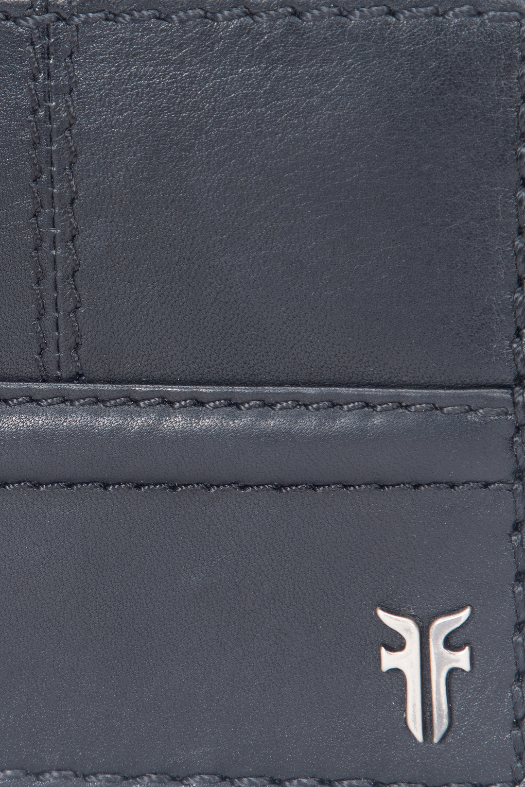 Nash Black Bifold With Foldout Cc Black